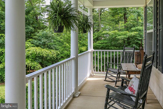 550 Long Meadow Dr, Fredericksburg, VA 22406 - view of porch