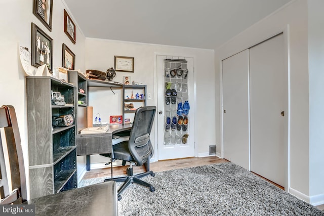 2409 Lightfoot Dr, Baltimore, MD 21209 - office space featuring wood finished floors and baseboards