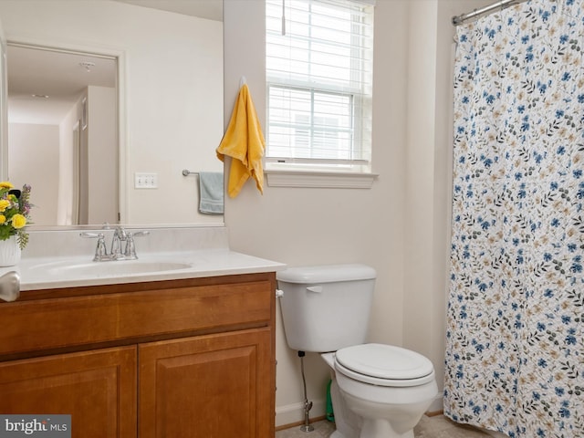 83 Clarence Ave, Severna Park, MD 21146 - full bathroom featuring vanity, toilet, and a shower with curtain