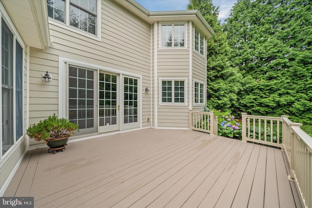 1 Derbyshire Way, Wilmington, DE 19807 - view of wooden terrace