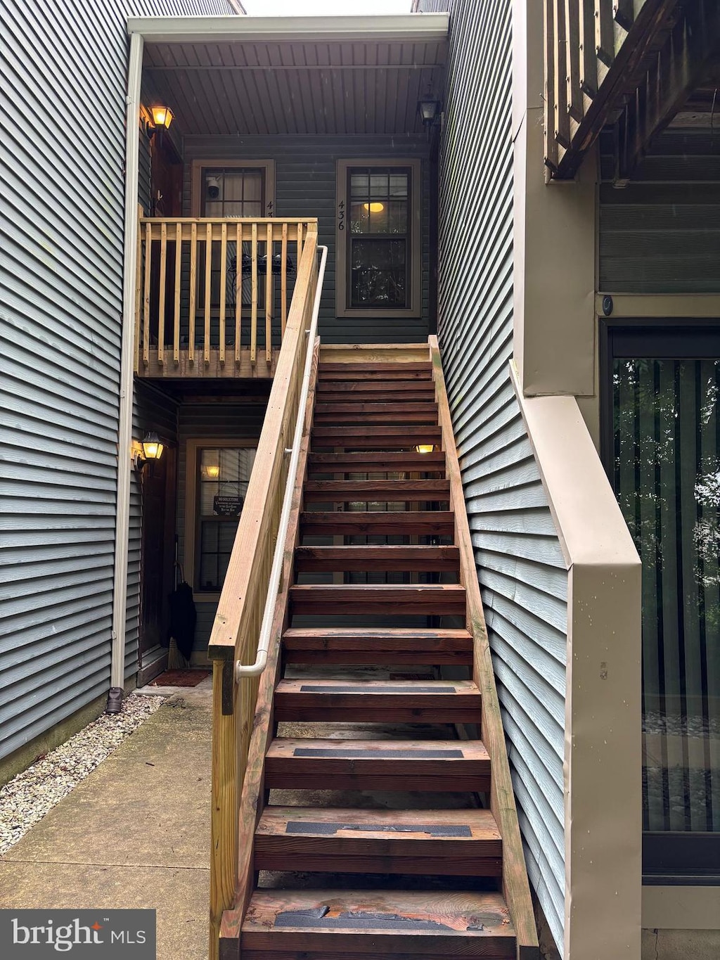 436 Durham Ct, West Deptford, NJ 08051 - view of staircase