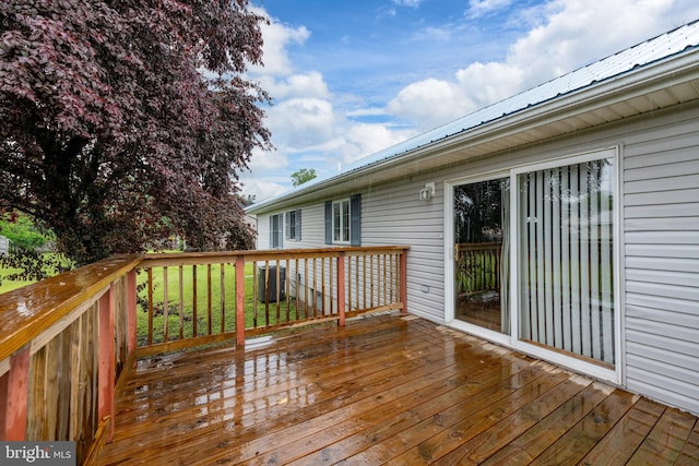 4 Thatcher St, Frankford, DE 19945 - view of deck