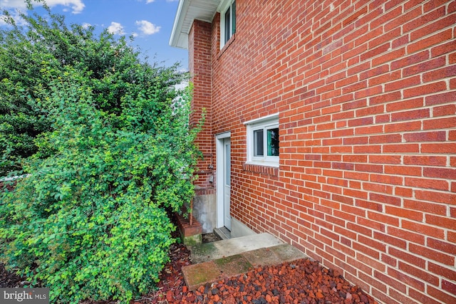 10400 Conover Dr, Silver Spring, MD 20902 - view of side of home featuring brick siding