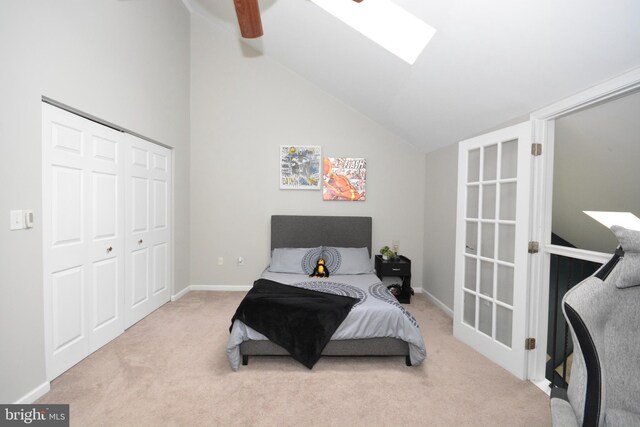 138 Pepperton Ct, Lititz, PA 17543 - carpeted bedroom featuring lofted ceiling, a skylight, a closet, and baseboards
