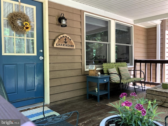 347 Lakewood Cir, Mineral, VA 23117 - entrance to property featuring covered porch
