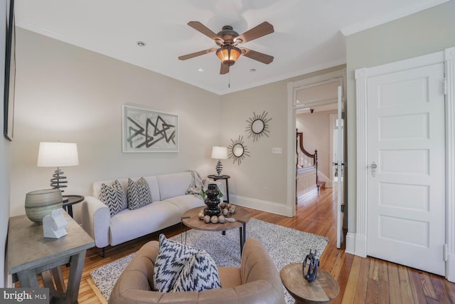 1752 17th St NW, Washington, DC 20009 - living room with baseboards, a ceiling fan, wood finished floors, recessed lighting, and crown molding