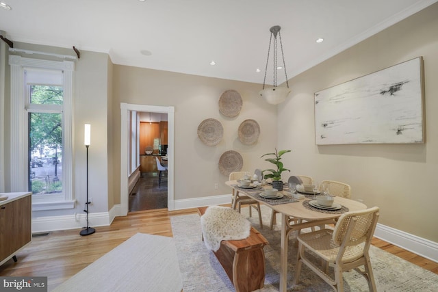 1752 17th St NW, Washington, DC 20009 - dining space featuring light wood finished floors, baseboards, ornamental molding, and recessed lighting