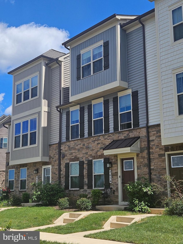 8654 Shady Pines Dr, Frederick, MD 21704 - multi unit property with stone siding and board and batten siding