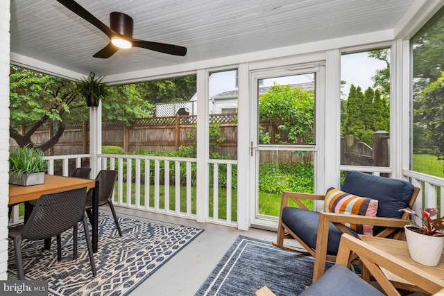 511 Wilton Rd, Towson, MD 21286 - sunroom / solarium featuring ceiling fan and outdoor dining space