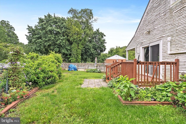 1010 Hampton Dr, Eastampton, NJ 08060 - view of yard with a wooden deck