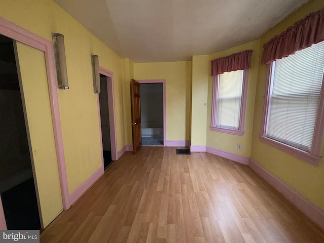 1515 N Franklin St, Wilmington, DE 19806 - spare room with light wood-style floors and baseboards