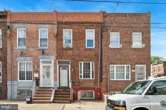 2024 Mifflin St, Philadelphia, PA 19145 - townhome / multi-family property with brick siding