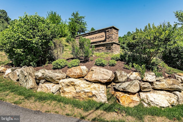 340 Dawson Pl, Downingtown, PA 19335 - view of community sign