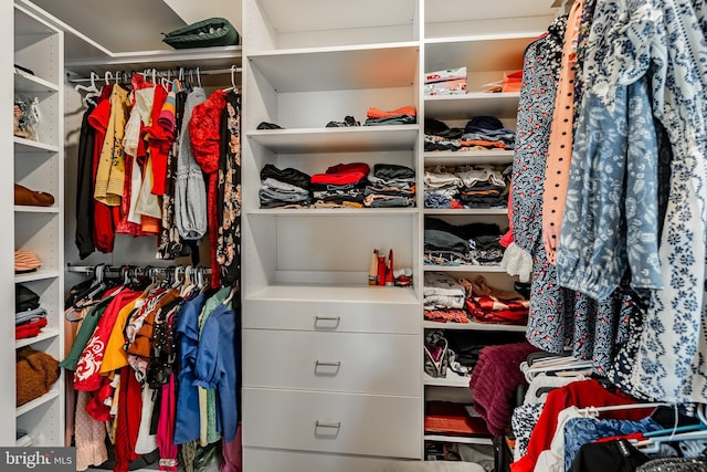 340 Dawson Pl, Downingtown, PA 19335 - view of walk in closet
