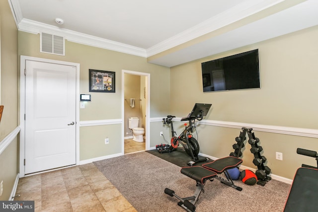 4631 Hudson St, Baltimore, MD 21224 - workout area with crown molding and baseboards
