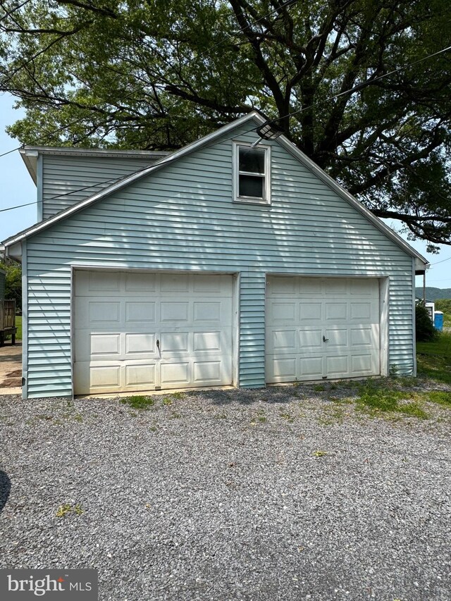 1238 Fox Hill Rd, State College, PA 16803 - view of garage