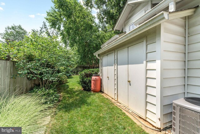 103 E Monroe Ave, Alexandria, VA 22301 - view of yard