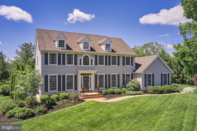 4953 Gloucester Dr, Doylestown, PA 18902 - view of front of property with a front lawn
