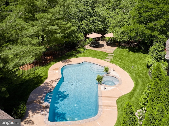 4953 Gloucester Dr, Doylestown, PA 18902 - view of swimming pool with a patio area and an in-ground hot tub