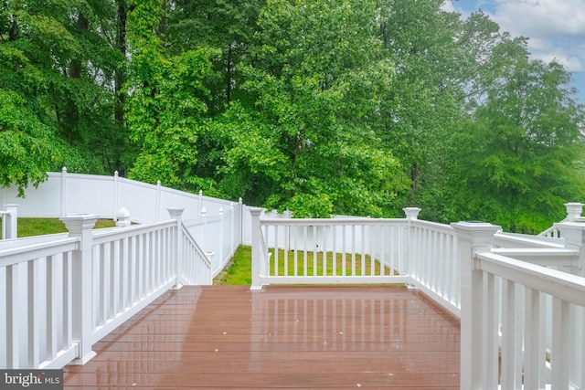 613 Berwick Ct, Abingdon, MD 21009 - view of wooden terrace