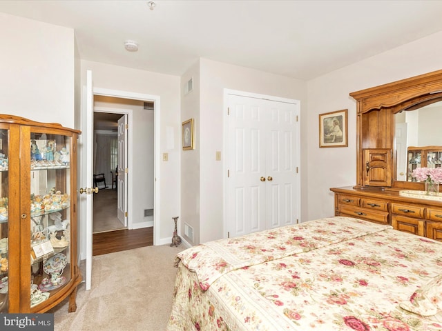 2807 Carlisle Dr Unit 29, New Windsor, MD 21776 - carpeted bedroom featuring a closet and baseboards