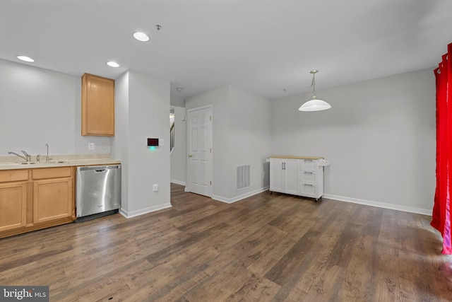 273 Thomas Harmon Dr, Camden Wyoming, DE 19934 - kitchen with dishwasher, a sink, recessed lighting, dark wood finished floors, and baseboards