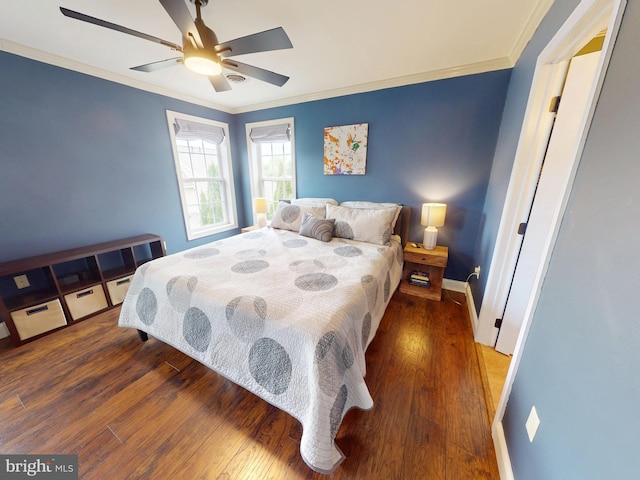 106 Pebble Ln, Bellefonte, PA 16823 - bedroom with hardwood / wood-style flooring, crown molding, baseboards, and a ceiling fan