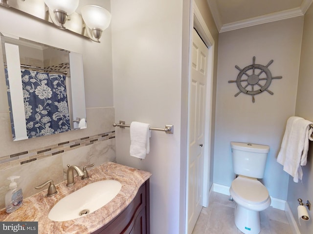 106 Pebble Ln, Bellefonte, PA 16823 - bathroom featuring crown molding, toilet, vanity, tile patterned floors, and baseboards