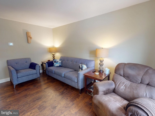 106 Pebble Ln, Bellefonte, PA 16823 - living area with wood finished floors and baseboards