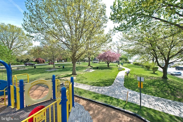 714 Alliance St, Havre De Grace, MD 21078 - view of home's community with a yard