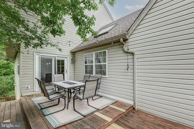 208 E Bradford Ct, Middletown, DE 19709 - deck featuring outdoor dining space
