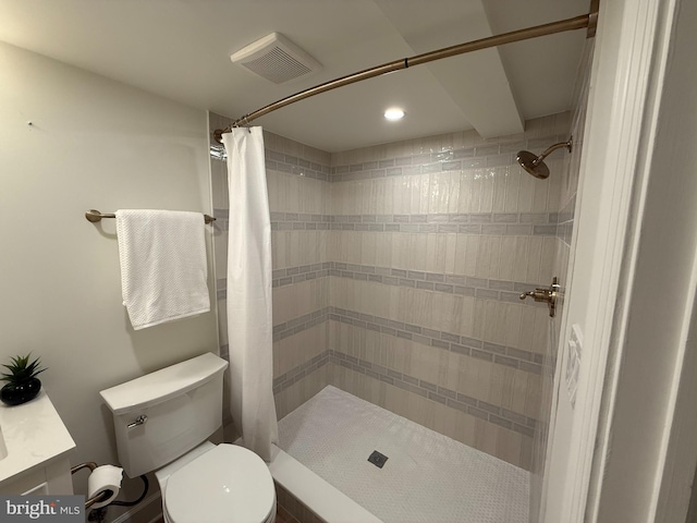 125 S Ingram St, Alexandria, VA 22304 - bathroom featuring toilet, vanity, a tile shower, and recessed lighting
