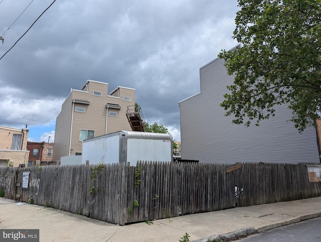 3643 Earp St, Philadelphia, PA 19146