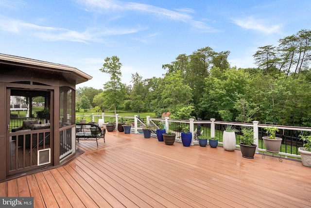 7633 Great Dover St, Gainesville, VA 20155 - view of wooden deck