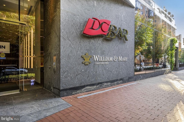 811 4th St NW Unit 320, Washington, DC 20001 - view of community / neighborhood sign