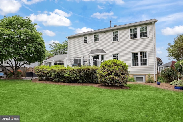 14428 William Carr Ln, Centreville, VA 20120 - back of property with a lawn