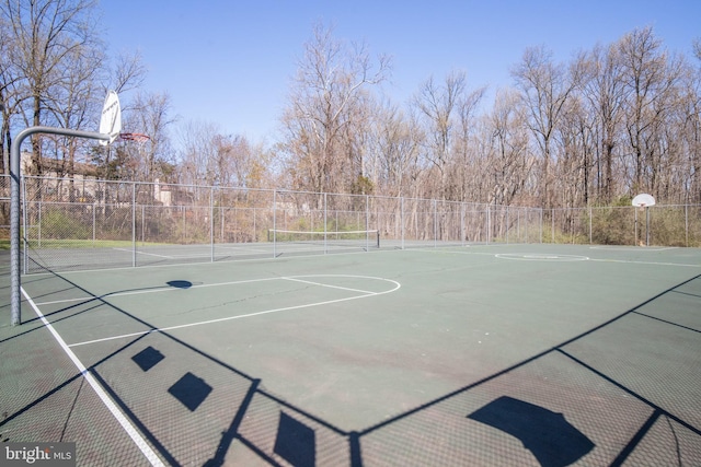 14428 William Carr Ln, Centreville, VA 20120 - view of sport court with community basketball court