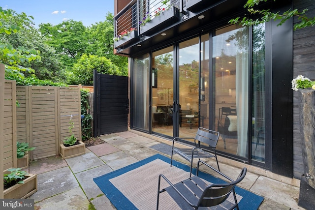 135 13th St NE, Washington, DC 20002 - view of patio / terrace