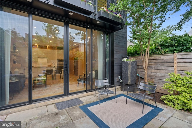 135 13th St NE, Washington, DC 20002 - view of patio / terrace
