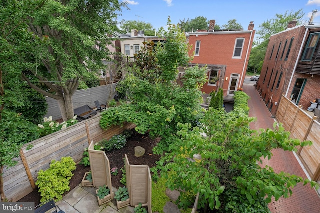 135 13th St NE, Washington, DC 20002 - view of fenced backyard