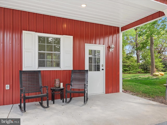 417 S Main St, Berlin, MD 21811 - property entrance with a patio area