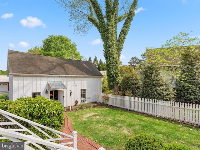 417 S Main St, Berlin, MD 21811 - view of yard
