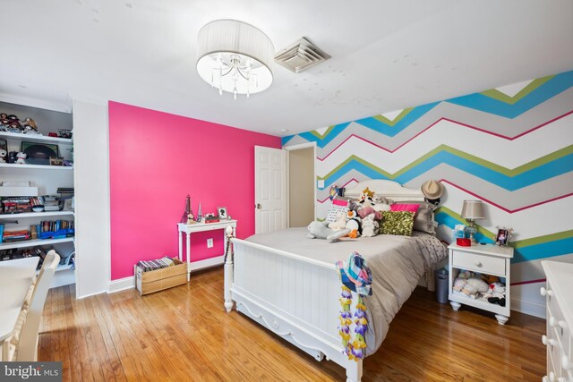 276 Cherry Ln, Doylestown, PA 18901 - bedroom featuring wood finished floors and baseboards