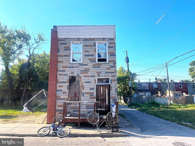 1821 Wilhelm St, Baltimore, MD 21223 - view of front facade with stone siding
