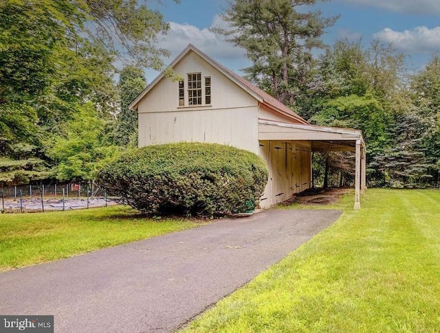 424 Dresher Rd, Horsham, PA 19044 - view of side of property with a yard, driveway, and a carport