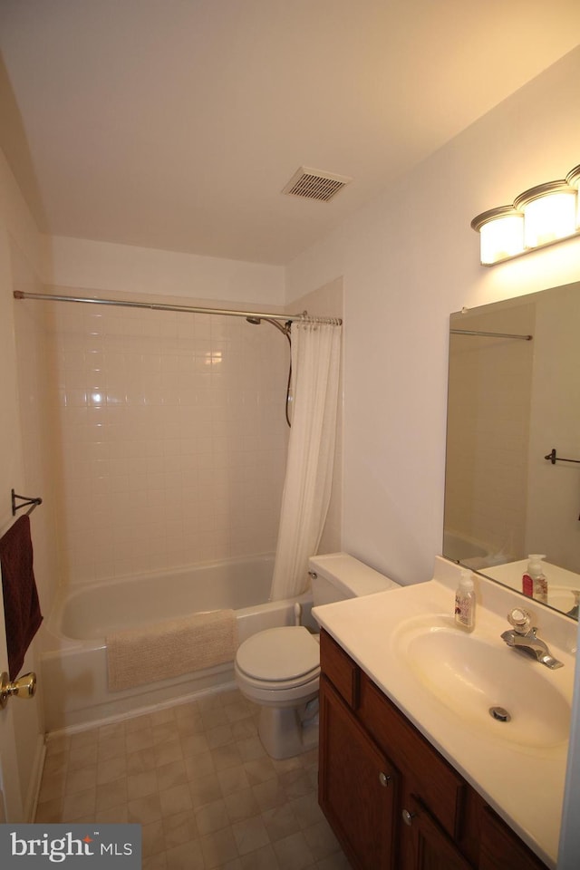 319 Fieldstone Dr, New Hope, PA 18938 - bathroom featuring shower / bathtub combination with curtain, vanity, toilet, and tile patterned floors