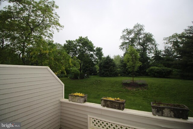 319 Fieldstone Dr, New Hope, PA 18938 - view of green lawn with view of wooded area