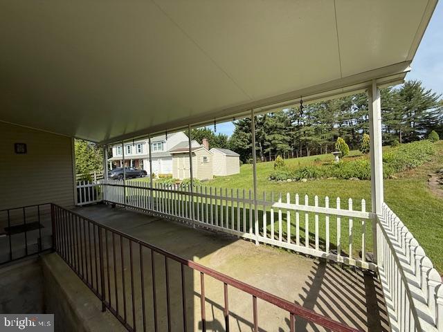8 Steve Way, Baltimore, MD 21236 - view of patio / terrace