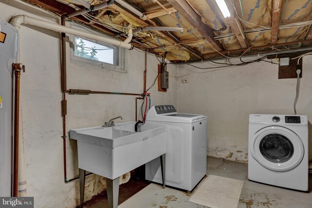 530 Gregg St, Shillington, PA 19607 - washroom with washer and dryer