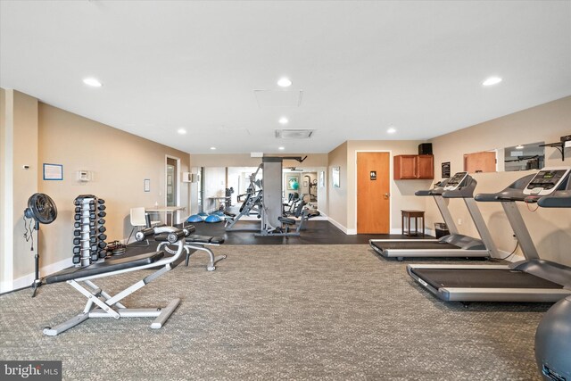 113 E Main St Unit 303, Newark, DE 19711 - exercise room with recessed lighting